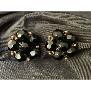 Vintage Black Cluster Clip On Earrings Faceted